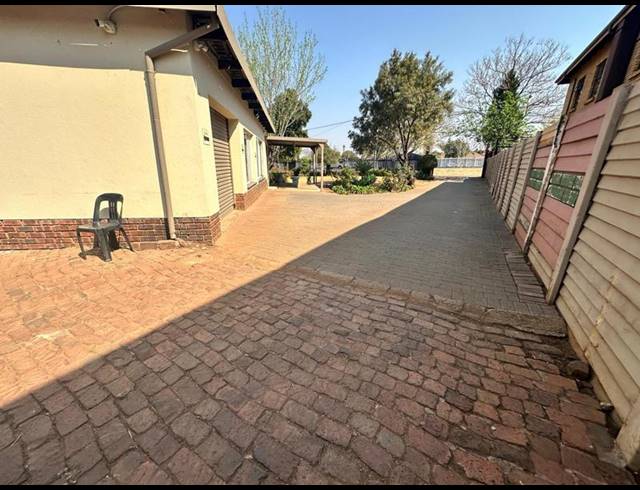 4 BEDROOM HOUSE FOR SALE IN ERASMIA